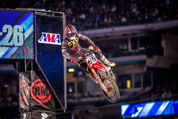 Round 3 Anaheim 2 Supercross | Photo Report