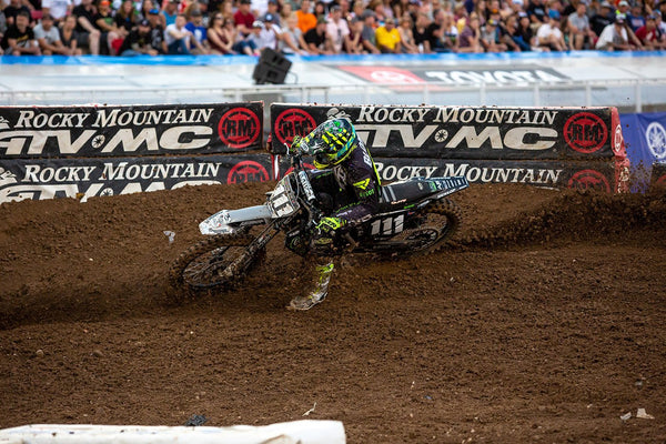 Round 17 Las Vegas Supercross | Photo Report