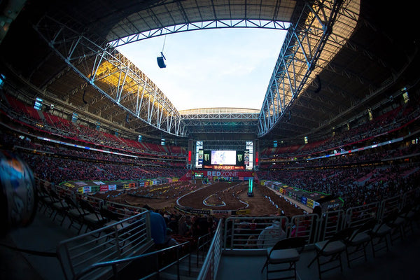 Round 4 Phoenix Supercross | Photo Report